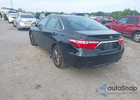 2017 Toyota Camry Se z USA, uszkodzony, nr VIN 4T1BF1FKXHU765478
